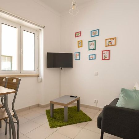 Flowers House Nazare Exterior photo